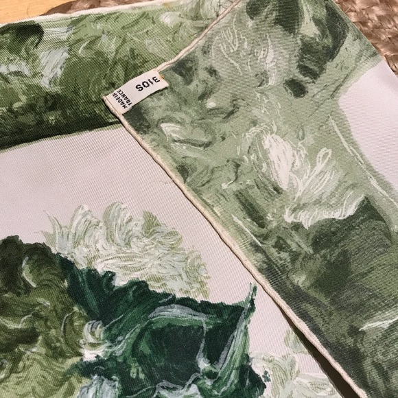 Rare Pierre Balmain Printed Green Silk French square scarf - Picture 6 of 12